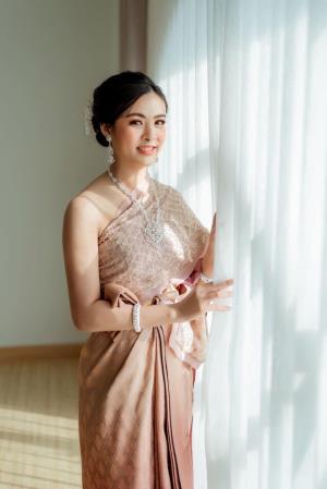 ชุดไทยเจ้าสาว ชุดไทยจักรพรรดิ์ เช่าที่แบมบี้ เวดดิ้ง ห้วยขวาง